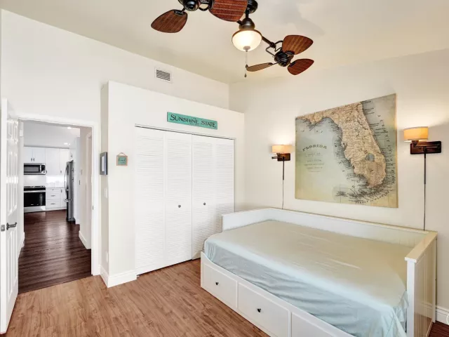 3-bedroom home for sale in Pembroke Pines - 18343 SW 5TH Court - MondialRealty