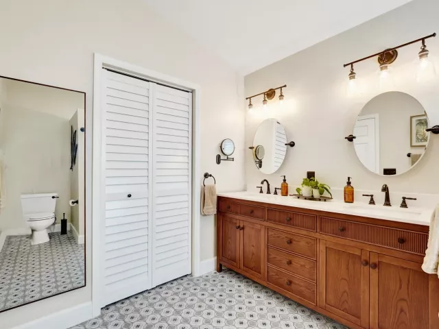 3-bedroom home for sale in Pembroke Pines - 18343 SW 5TH Court - MondialRealty