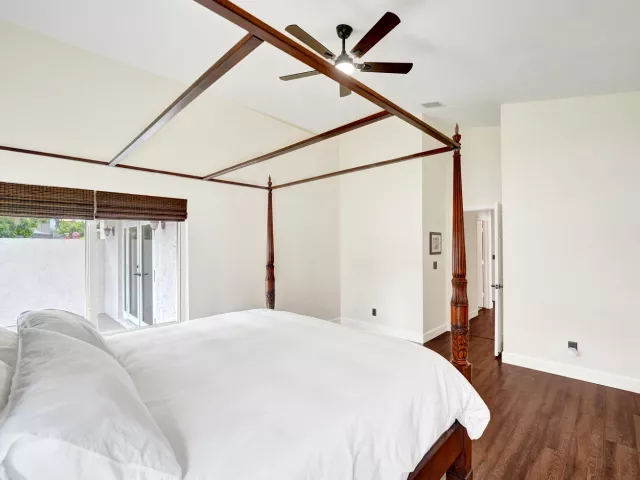 3-bedroom home for sale in Pembroke Pines - 18343 SW 5TH Court - MondialRealty