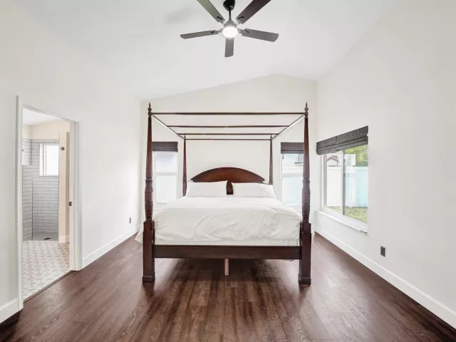3-bedroom home for sale in Pembroke Pines - 18343 SW 5TH Court - MondialRealty