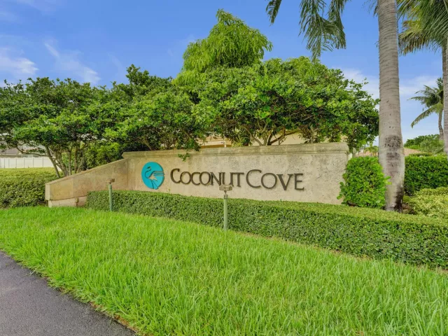 3-bedroom home for sale in Pembroke Pines - 18343 SW 5TH Court - MondialRealty