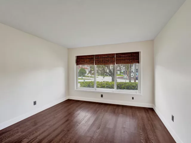 3-bedroom home for sale in Pembroke Pines - 18343 SW 5TH Court - MondialRealty