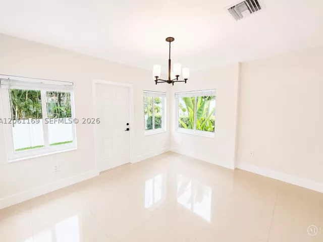 3-bedroom home for rent in Miami - 61 NW 47 ST - MondialRealty