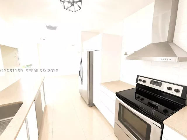3-bedroom home for rent in Miami - 61 NW 47 ST - MondialRealty