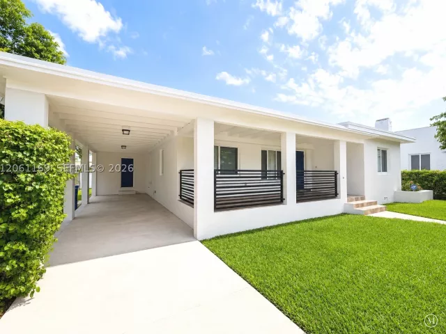 3-bedroom home for rent in Miami - 61 NW 47 ST - MondialRealty