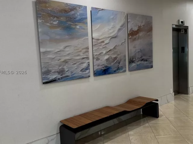 2-bedroom condo for sale in Sunny Isles Beach - 250 174th St 1808 - MondialRealty