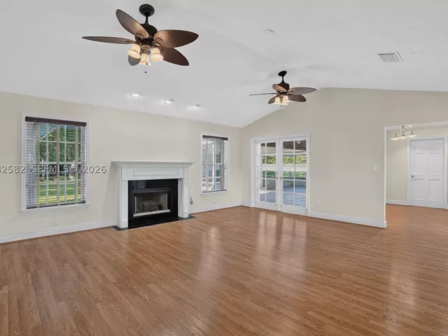 3-bedroom home for sale in Homestead - 1728 NW 20th St - MondialRealty