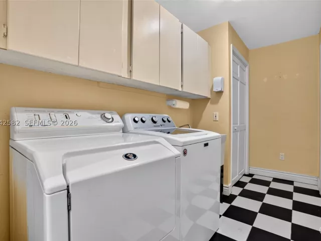 3-bedroom home for sale in Homestead - 1728 NW 20th St - MondialRealty
