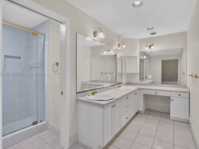 3-bedroom home for sale in Homestead - 1728 NW 20th St - MondialRealty