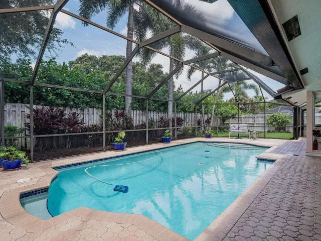 3-bedroom home for sale in Boca Raton - 2371 NW 30th Road - MondialRealty