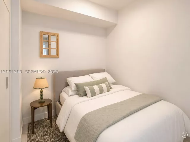 1-bedroom condo for sale in Miami - 700 NE 24th St 3004 - MondialRealty