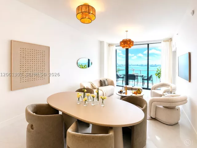 1-bedroom condo for sale in Miami - 700 NE 24th St 3004 - MondialRealty