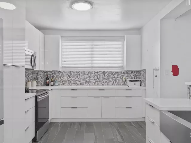 3-bedroom home for sale in Miami Gardens - 17840 NW 28TH Court - MondialRealty