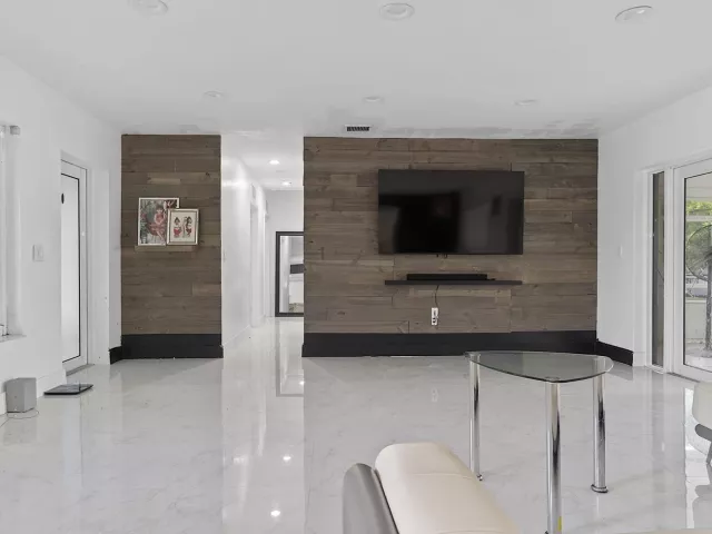3-bedroom home for sale in Miami Gardens - 17840 NW 28TH Court - MondialRealty