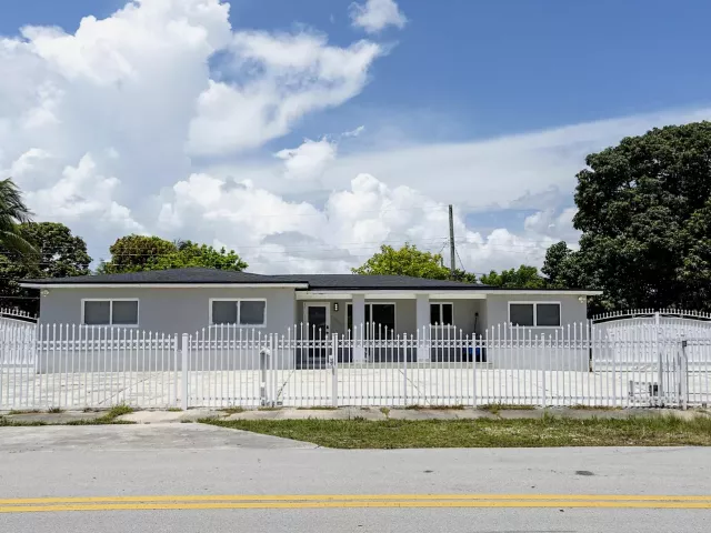 3-bedroom home for sale in Miami Gardens - 17840 NW 28TH Court - MondialRealty