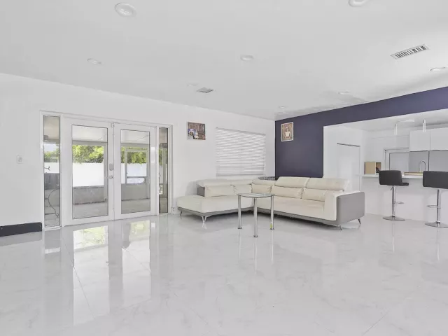 3-bedroom home for sale in Miami Gardens - 17840 NW 28TH Court - MondialRealty