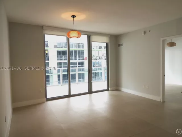 1-bedroom condo for sale in Miami - 488 NE 18th St 3104 - MondialRealty