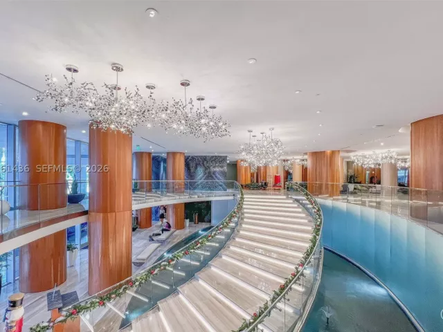 1-bedroom condo for sale in Miami - 488 NE 18th St 3104 - MondialRealty