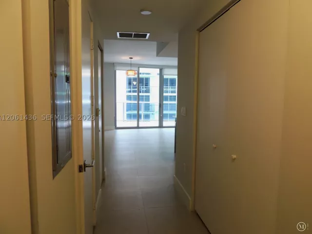 1-bedroom condo for sale in Miami - 488 NE 18th St 3104 - MondialRealty