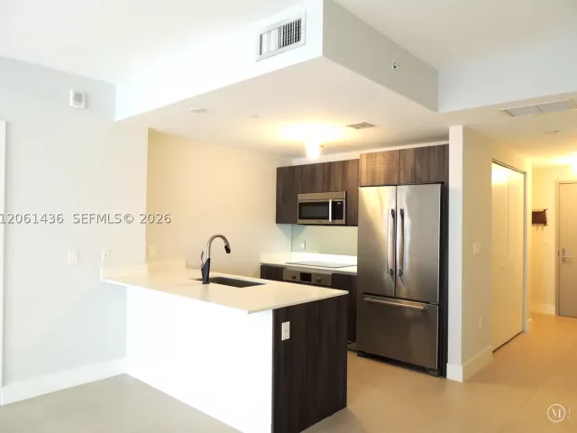 1-bedroom condo for sale in Miami - 488 NE 18th St 3104 - MondialRealty