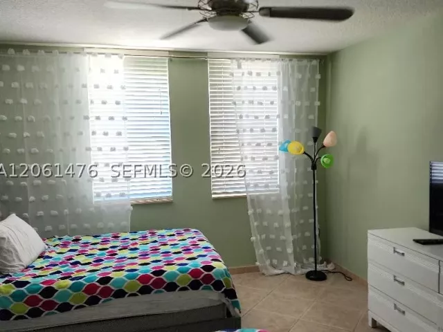 2-bedroom condo for rent in Hallandale Beach - 2080 S OCEAN DR 309 - MondialRealty