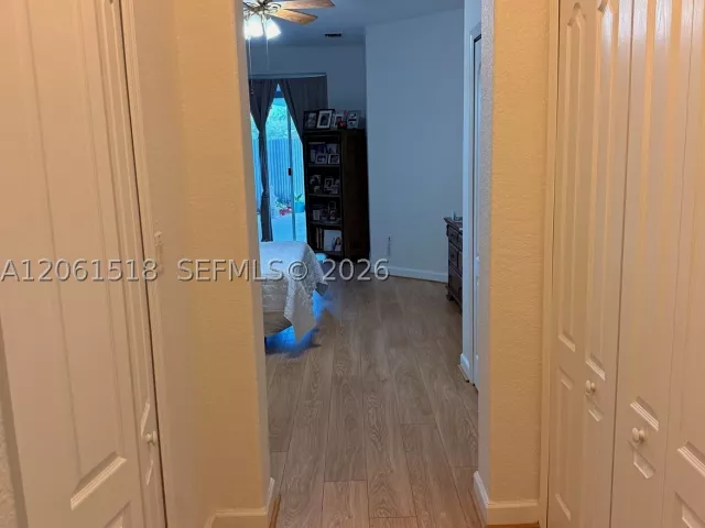 3-bedroom home for sale in Miami - 15462 SW 39th St - MondialRealty