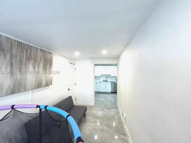 4-bedroom home for sale in Miami - 10401 NW 33rd Ave - MondialRealty
