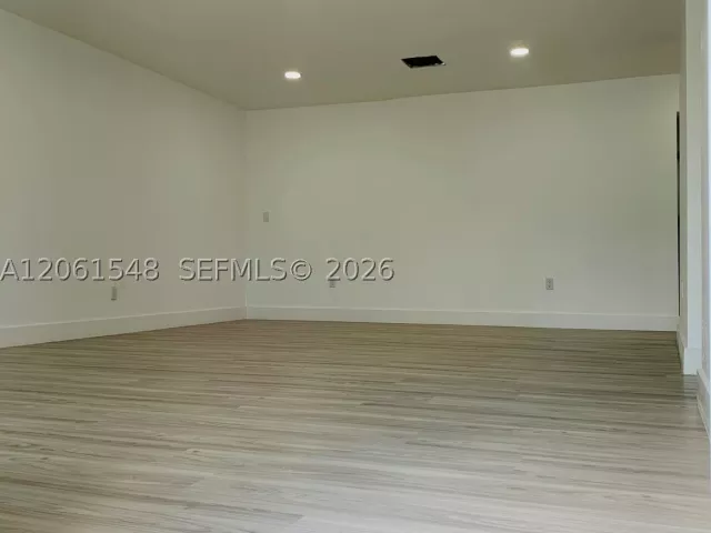 3-bedroom home for rent in Miami Gardens - 5441 NW 174th Dr - MondialRealty