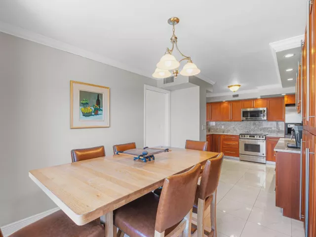 2-bedroom condo for sale in Fort Lauderdale - 3410 Galt Ocean Drive 609n - MondialRealty