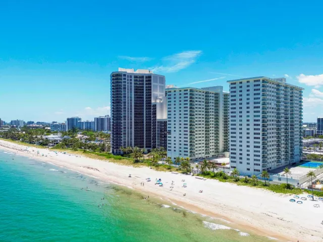 2-bedroom condo for sale in Fort Lauderdale - 3410 Galt Ocean Drive 609n - MondialRealty