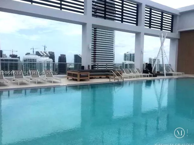 1-bedroom condo for sale in Miami - 151 SE 1st St 3404 - MondialRealty