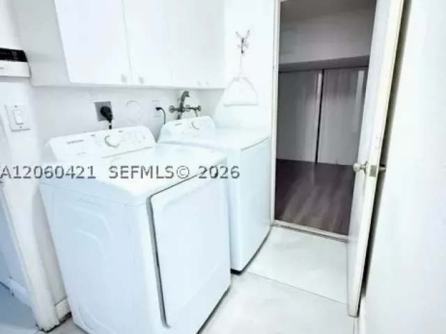4-bedroom home for rent in Doral - 11612 NW 50th Ter 11612 - MondialRealty