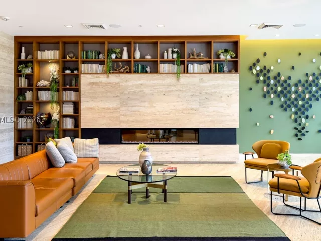 2-bedroom condo for sale in North Miami Beach - 16385 Biscayne Blvd 2904 - MondialRealty