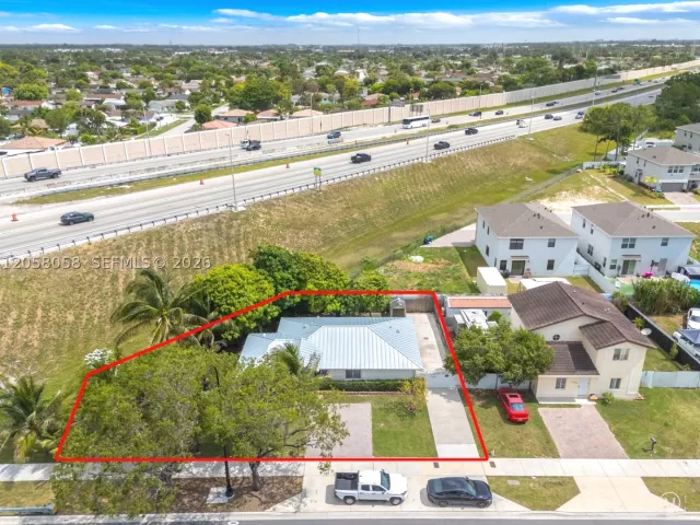 4-bedroom home for rent in Homestead - 13155 SW 268th St 0 - MondialRealty