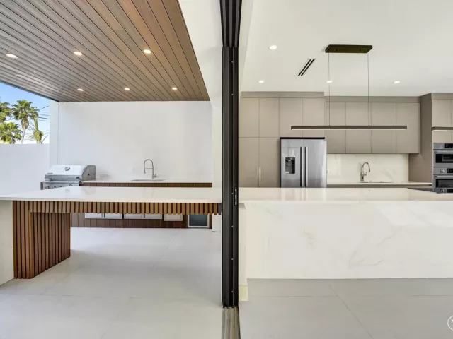 3-bedroom home for rent in Fort Lauderdale - 1525 NE 15TH Avenue - MondialRealty