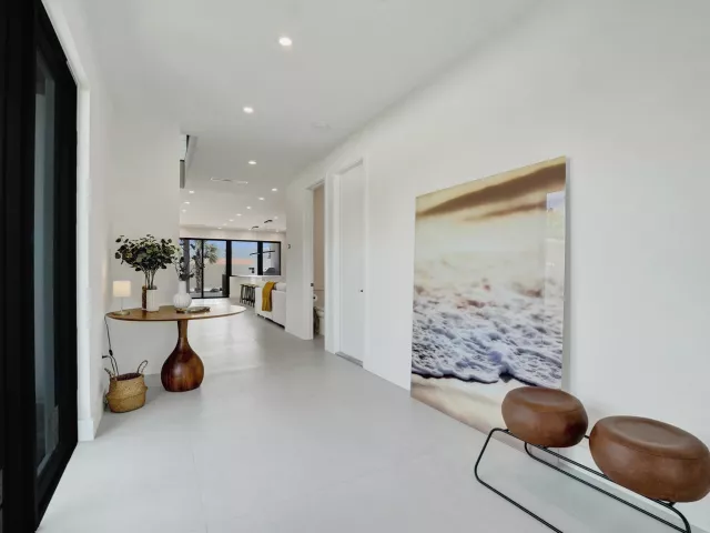 3-bedroom home for rent in Fort Lauderdale - 1525 NE 15TH Avenue - MondialRealty