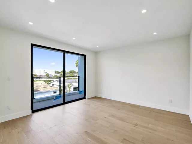 3-bedroom home for rent in Fort Lauderdale - 1525 NE 15TH Avenue - MondialRealty