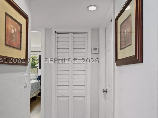 3-bedroom home for sale in Hollywood - 2407 Dewey St - MondialRealty