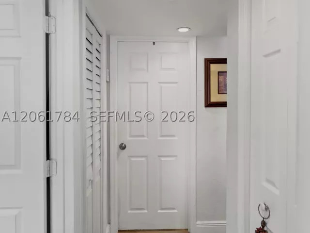 3-bedroom home for sale in Hollywood - 2407 Dewey St - MondialRealty