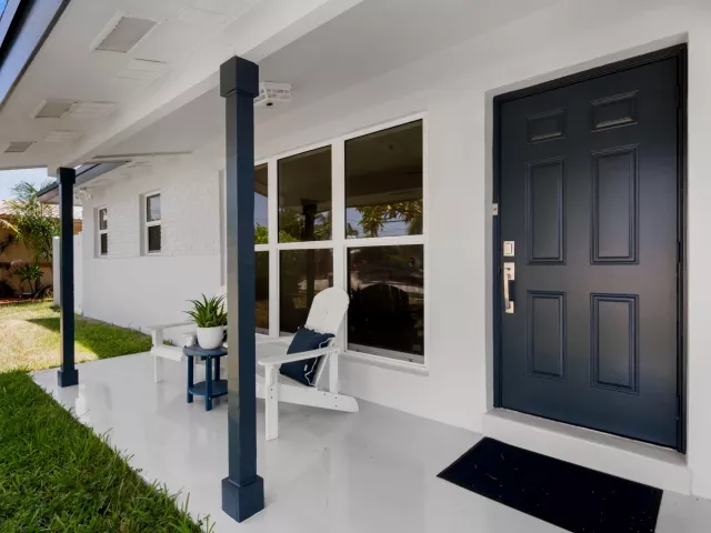 2-bedroom home for sale in Pompano Beach - 580 SE 5th Street - MondialRealty