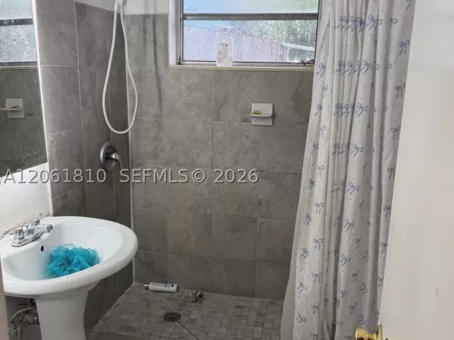 3-bedroom home for sale in North Miami Beach -  - MondialRealty