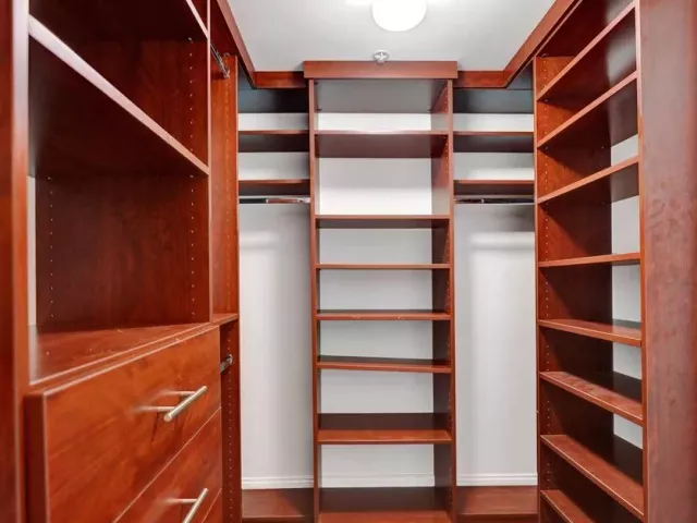 1-bedroom condo for sale in Fort Lauderdale - 401 SW 4th Avenue 203 - MondialRealty
