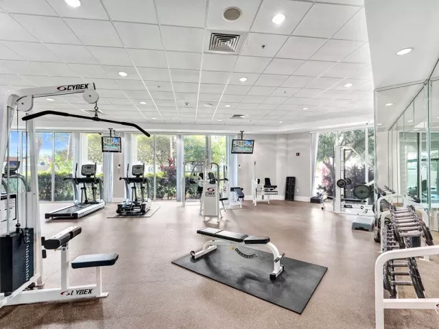 1-bedroom condo for sale in Fort Lauderdale - 401 SW 4th Avenue 203 - MondialRealty