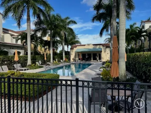 3-bedroom home for sale in Pembroke Pines - 12467 NW 17th Court - MondialRealty