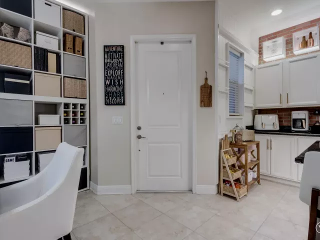 3-bedroom home for sale in Pembroke Pines - 12467 NW 17th Court - MondialRealty