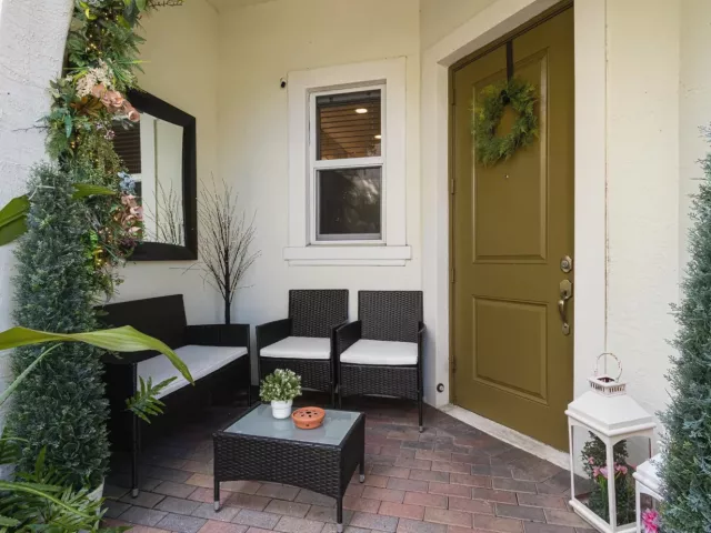 3-bedroom home for sale in Pembroke Pines - 12467 NW 17th Court - MondialRealty