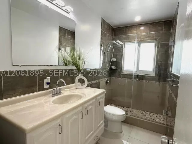 3-bedroom home for rent in Pembroke Pines - 7190 SW 13th St 1 - MondialRealty