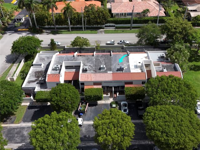 2-bedroom home for rent in Miami - 8133 SW 86th Ter - MondialRealty