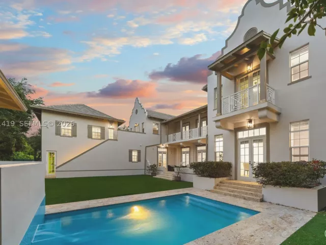 7-bedroom home for rent in Miami - 7745 SW 54th Ave - MondialRealty
