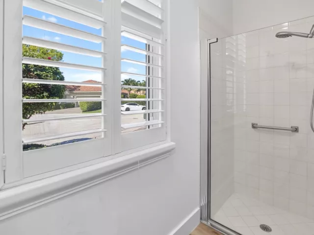 4-bedroom home for rent in Boca Raton - 5338 NW 26th Circle - MondialRealty